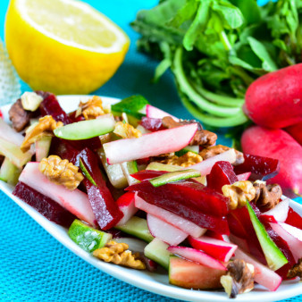 Салат из свеклы и редиса