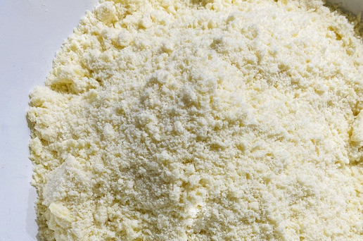 1. Этап. Хрустящие рогалики: Перетереть в крошку