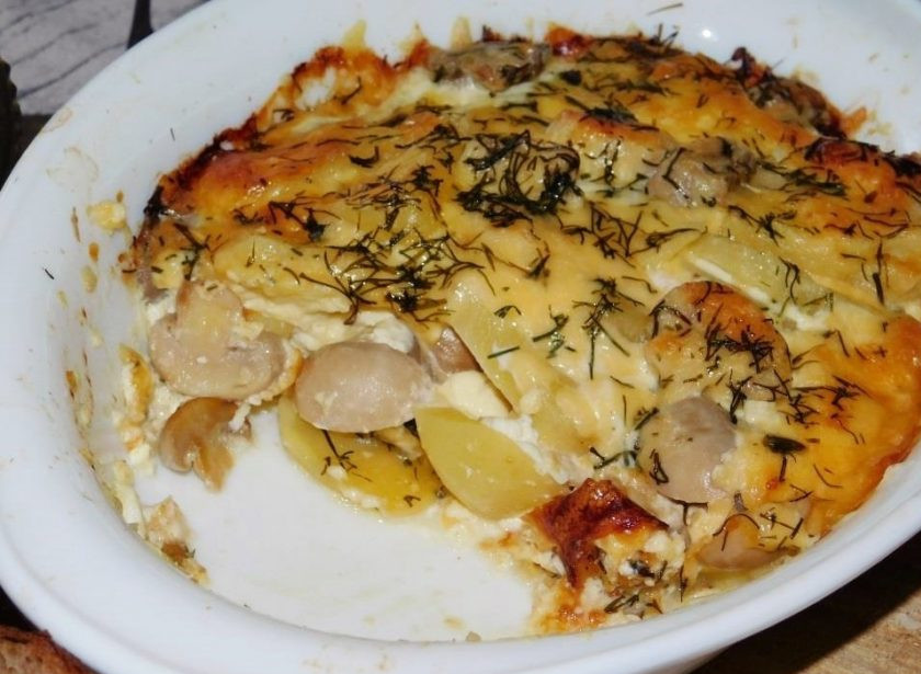 1. Этап. Картофель с грибами и сыром в духовке: Подавайте в горячем виде. Приятного аппетита!
