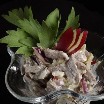 Салат мясной с говядиной