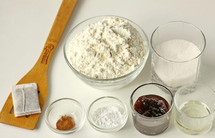 1. Этап. Кекс Монастырский: Подготовьте все ингредиенты.