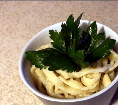 1. Этап. Домашняя лапша с добавлением тофу: Подавать к любым блюдам, к которым подходит и обычная лапша. Приятного аппетита!