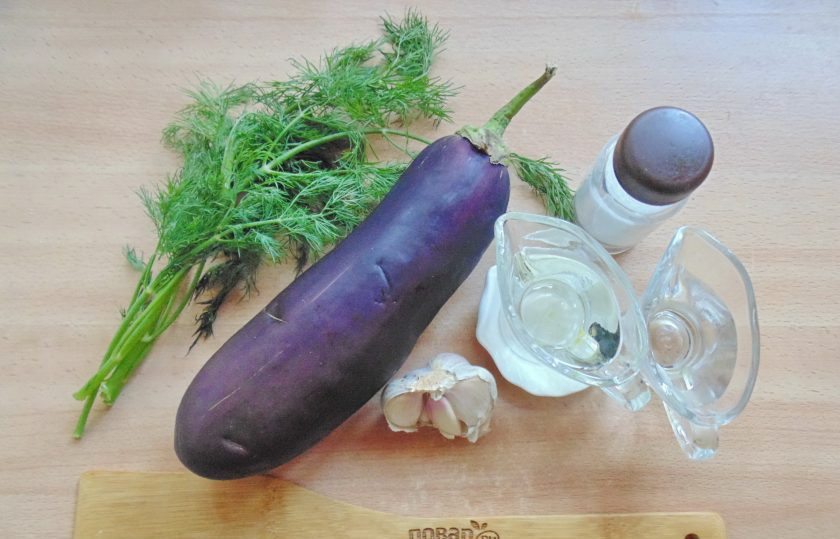 1. Этап. Баклажаны в укропном рассоле на зиму: Подготовьте ингредиенты для приготовления баклажанов в укропном рассоле.