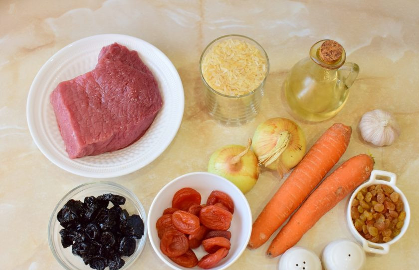 1. Этап. Плов праздничный: Для приготовления плова подготовьте необходимые ингредиенты. Пропорции можно немного поменять на свой вкус.