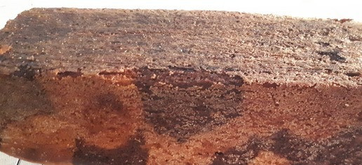 1. Этап. Мраморный кекс: Переворачиваем из формы на решётку и оставляем остывать. Я так и оставила кекс для украшения - не переворачивала обратно. Поверхность остаётся ровная и гладкая. А вы, как хотите -на ваш выбор.