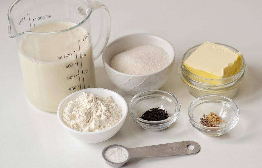 1. Этап. Шоколадный торт с кардамоном: Подготовьте ингредиенты для крема.