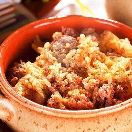 1. Этап. Слоеная капуста по-трансильвански: Ставим форму для запекания в духовку и запекаем 20-25 минут при 170 градусах. Готово! :)