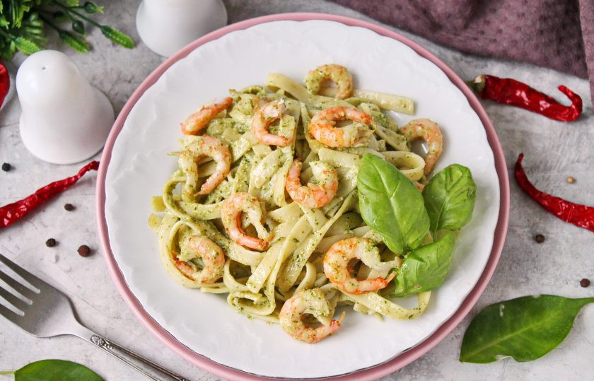 1. Этап. Паста с креветками и соусом Песто: Приятного аппетита!