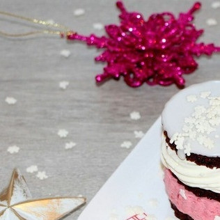 Пирожное Вишнёвый ноктюрн