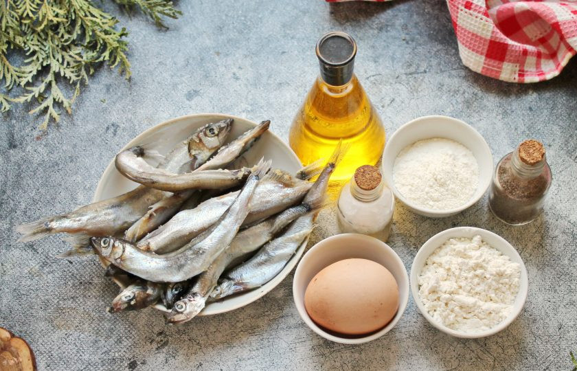 1. Этап. Мойва фри: Подготовьте все необходимые ингредиенты для приготовления мойвы фри.