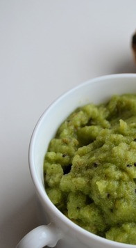 1. Этап. Смузи Зелёный: Перелить смузи в чашку и подавать.