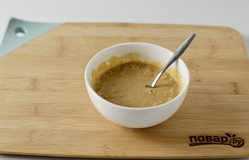 1. Этап. Соус для роллов: Перемешайте до однородной консистенции. Для быстроты можно взбить соус блендером.