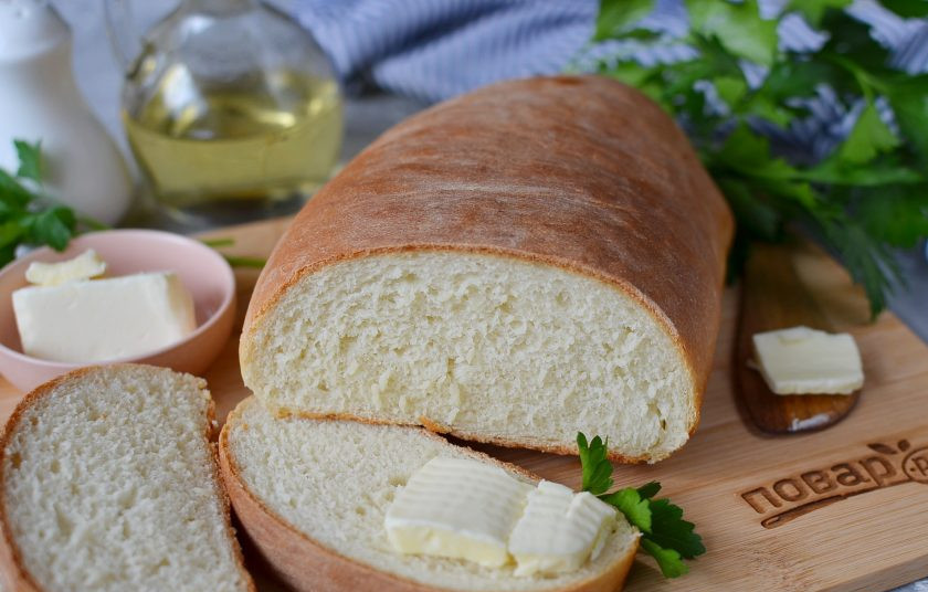 1. Этап. Заварной хлеб: Заварной хлеб готов! Переложите на решетку остывать. Приятного аппетита!