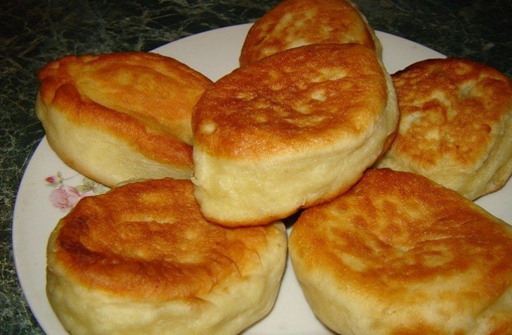 1. Этап. Дрожжевое тесто с картофелем: Приятного аппетита!