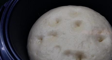 1. Этап. Ватрушки с повидлом: А теперь отправляем наше тесто на расстойку в теплое место. Я отправил в мультиварку. Ставим режим 