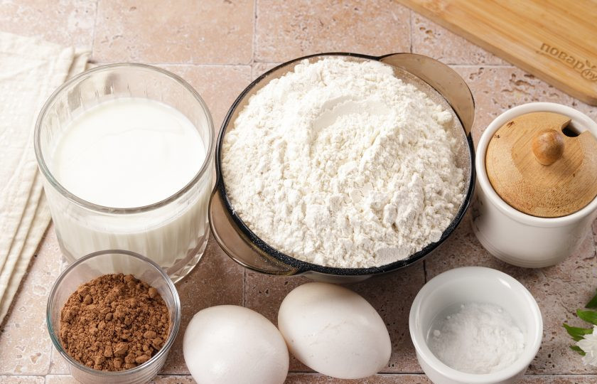 1. Этап. Пирог Для мамы: Подготовьте все необходимые ингредиенты.