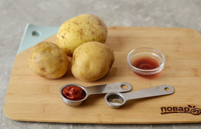 1. Этап. Пататас бравас: Подготовьте все ингредиенты.