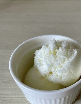 1. Этап. Мороженое с ксантановой камедью: А так - спустя час в морозильной камере.