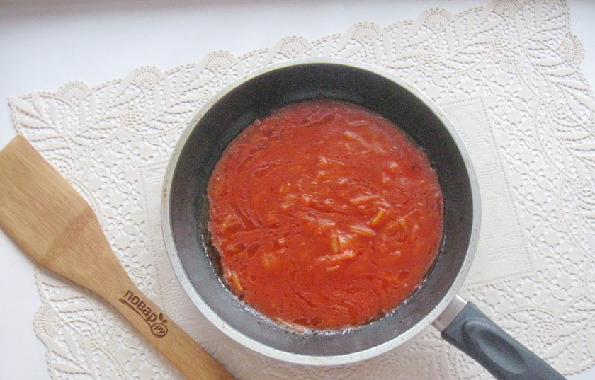 1. Этап. Ленивые голубцы в пароварке: Проварите соус 7-8 минут и выключайте.