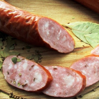 Домашняя колбаса копченая