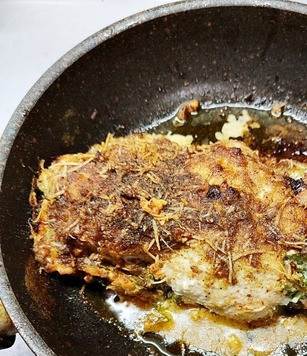 1. Этап. Сырно-шпинатная курица: Довести рулет до готовности в духовке при 180 градусах минут 25-30.