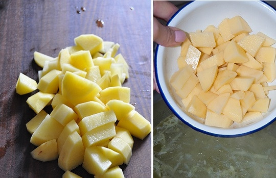 1. Этап. Лучший рецепт борща: 2. Очистите картофель, нарежьте кубиками и добавьте в кастрюлю. Подсолите по вкусу, варите на медленном огне минут 10-15.