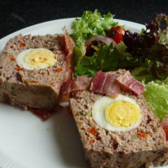 Неаполитанский говяжий рулет