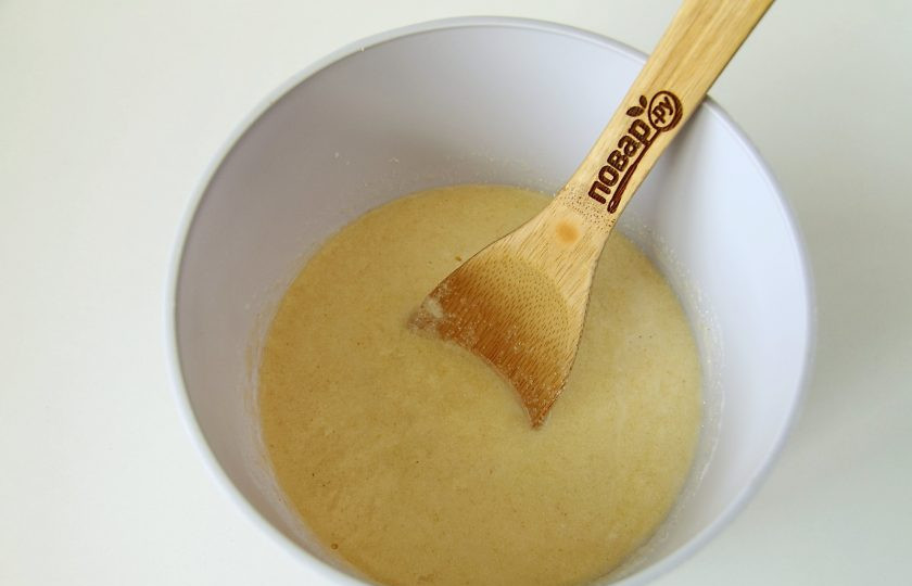 1. Этап. Манник-стаканник: Все перемешайте и оставьте на 20-30 минут, чтобы манка набухла.