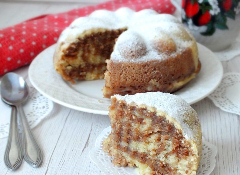 1. Этап. Кекс в пароварке: Кекс готов к подаче. Приятного аппетита!