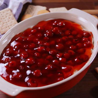 Cherry Cheesecake Dip