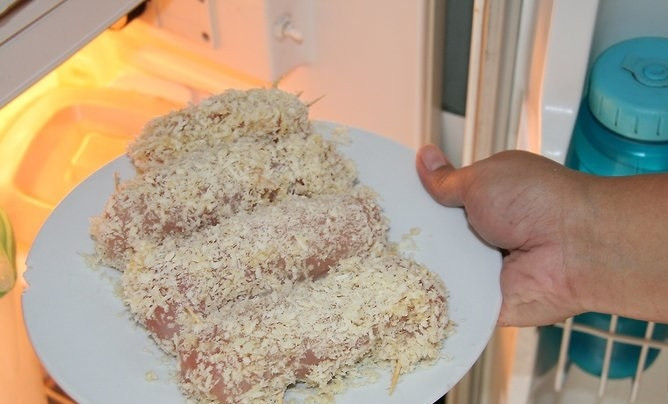 1. Этап. Курица с лимонным маслом: 9. Поставьте в холодильник на полчаса.