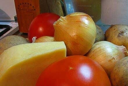 1. Этап. Кета в духовке: Подготовьте все ингредиенты. Убедитесь, что всего хватает.