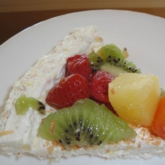 Творожный десерт с тропическими фруктами