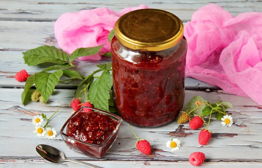 1. Этап. Варенье из малины и ревеня: Приятного аппетита!
