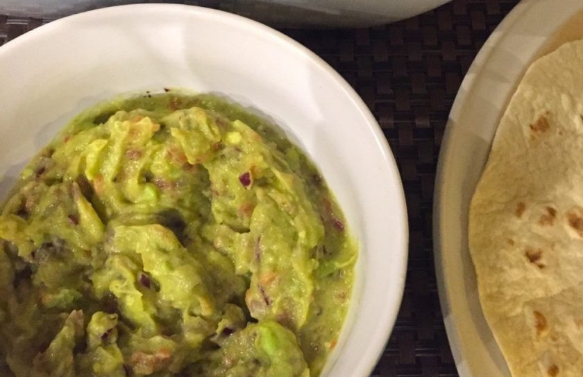 1. Этап. Гуакамоле по-домашнему: 5. Всего 15 минут – и вкуснейший соус у вас на столе!