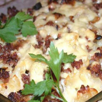 Запеканка из макарон c мясным фаршем и овощами