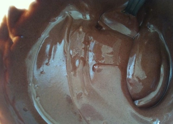 1. Этап. Шоколадные кейк-попсы: 8. Чуть позже растопите шоколад на водяной бане.