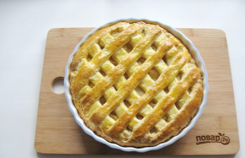 1. Этап. Яблочный пирог Джейми Оливера: Выпекайте пирог 35-40 минут до золотистого цвета.