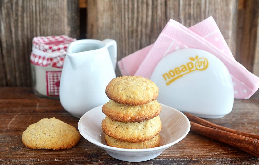 1. Этап. Овсяное печенье с корицей: 5. Выпекайте в разогретой до 190 градусов духовке около 20 минут до зарумянивания. Приятного аппетита!