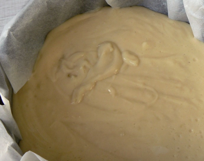 1. Этап. Черничный пудинг: Затем охладите, вбейте яйца, перемешайте и выпеките в духовке при 200 градусах до готовности.