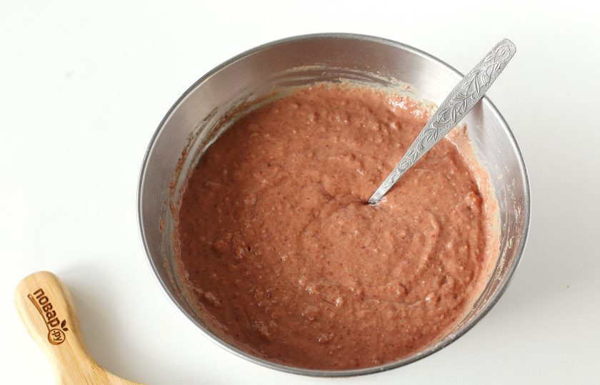 1. Этап. Печеночные клецки: Готовая печеночная масса не должна быть слишком жидкая или густая.