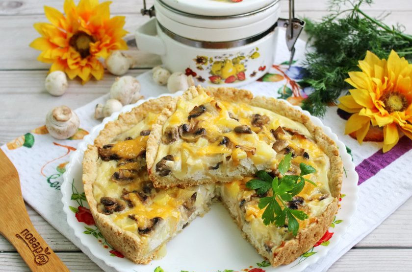1. Этап. Киш с индейкой, грибами и картошкой: Киш с индейкой, грибами и картофелем готов. Можно подавать к столу.