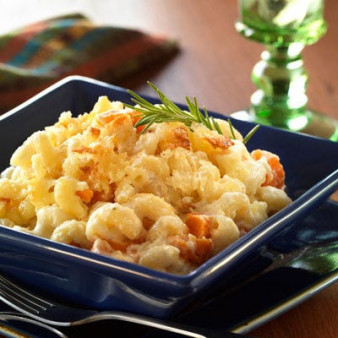 Caramelized Sweet Potato, Garlic, and Rosemary Macaroni and Cheese