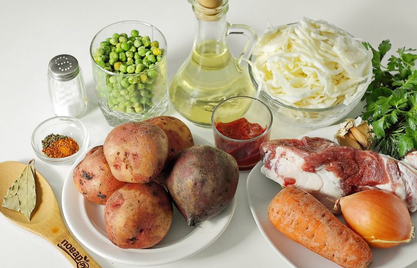 1. Этап. Борщ с горохом: Подготовьте все ингредиенты.