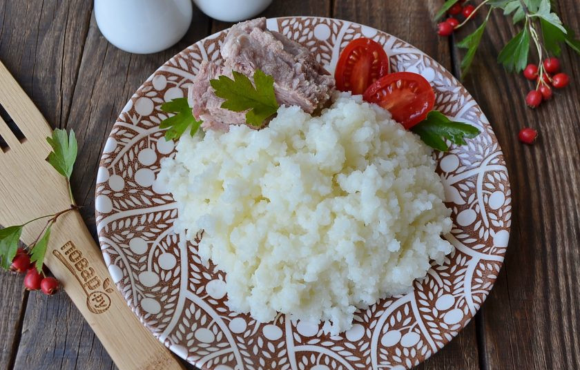 1. Этап. Саго: Готовую кашу подайте с мясом и овощами горячей. Приятного аппетита!