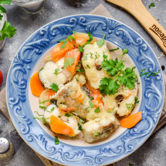 Минтай на сковороде