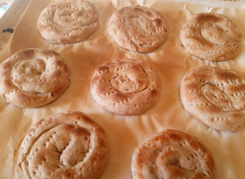 1. Этап. Лепёшки «Фатир» в духовке: Выпекайте лепёшки 