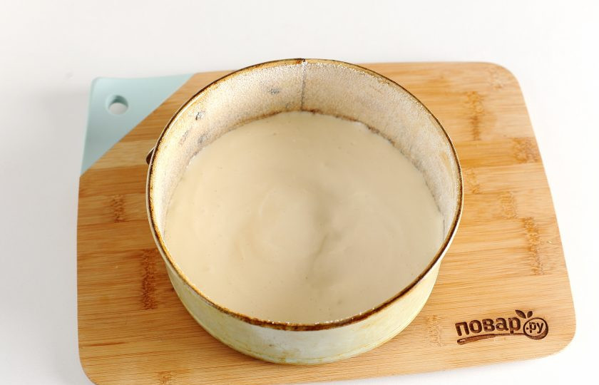 1. Этап. Паштида: Залейте все оставшимся тестом и посыпьте сверху кунжутом. Выпекайте в духовке, разогретой до 180 градусов, 40–45 минут.