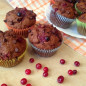 Очень шоколадные маффины с клюквой