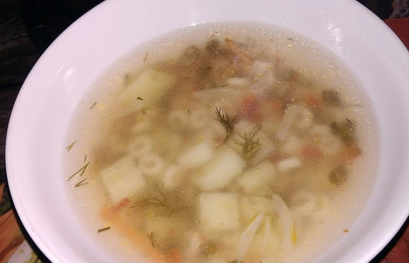 1. Этап. Постный суп за 30 минут: 6. Подавайте в горячем виде. Такой супчик хорош для разгрузочных дней, в пост или на скорую руку.